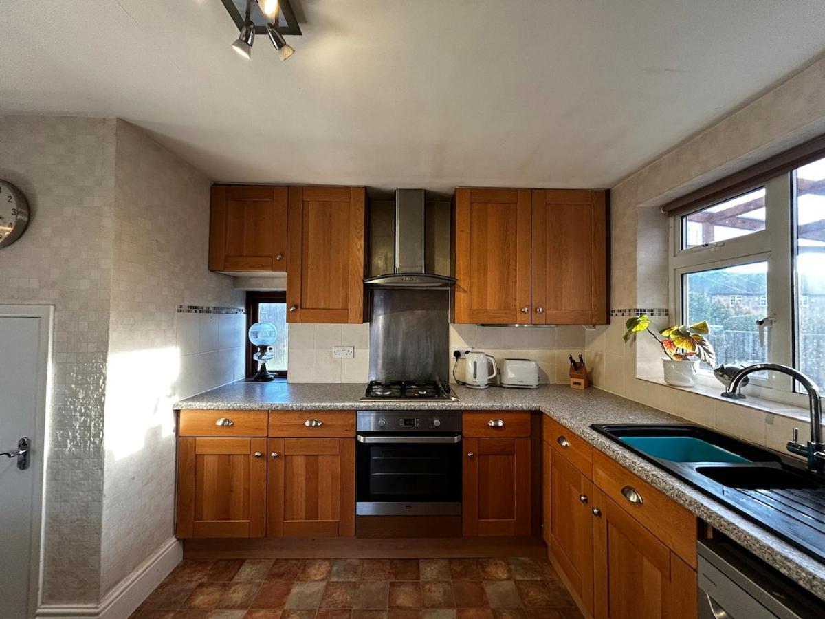 Large Cosy In Sutton Bonnington Sutton Bonington